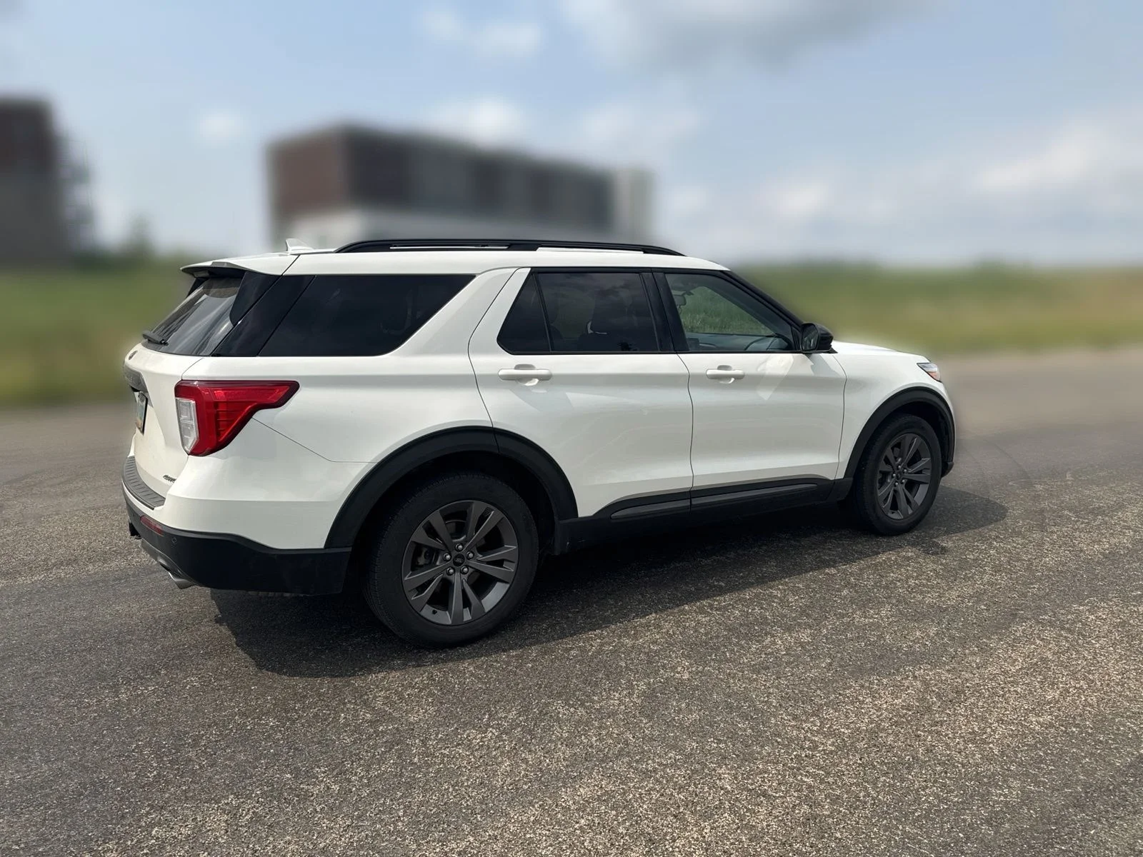 Used 2022  Ford XLT image 3