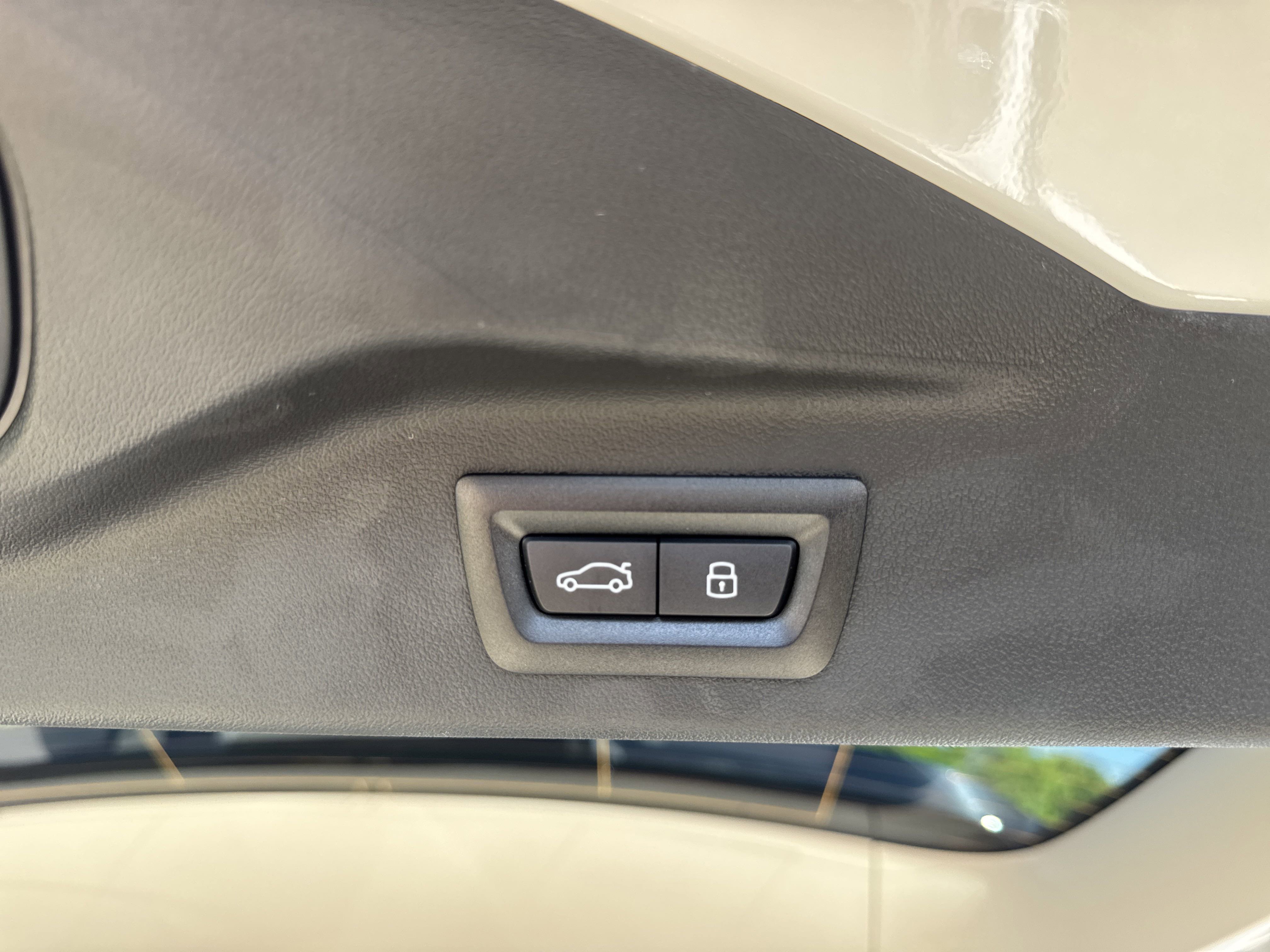 2026 BMW X7 40i - Photo 25