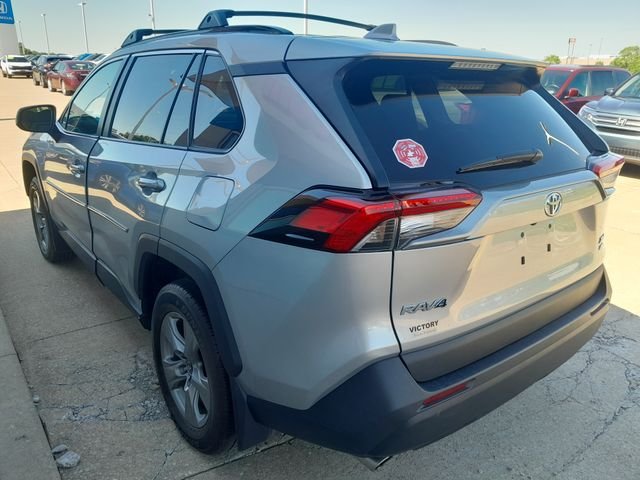 2024 Toyota RAV4 XLE - Photo 6
