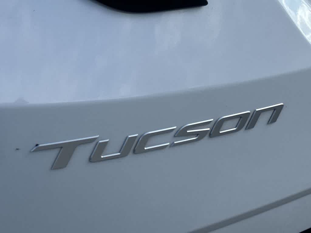 Used 2025 Serenity White Pearl Hyundai SEL Convenience image 11