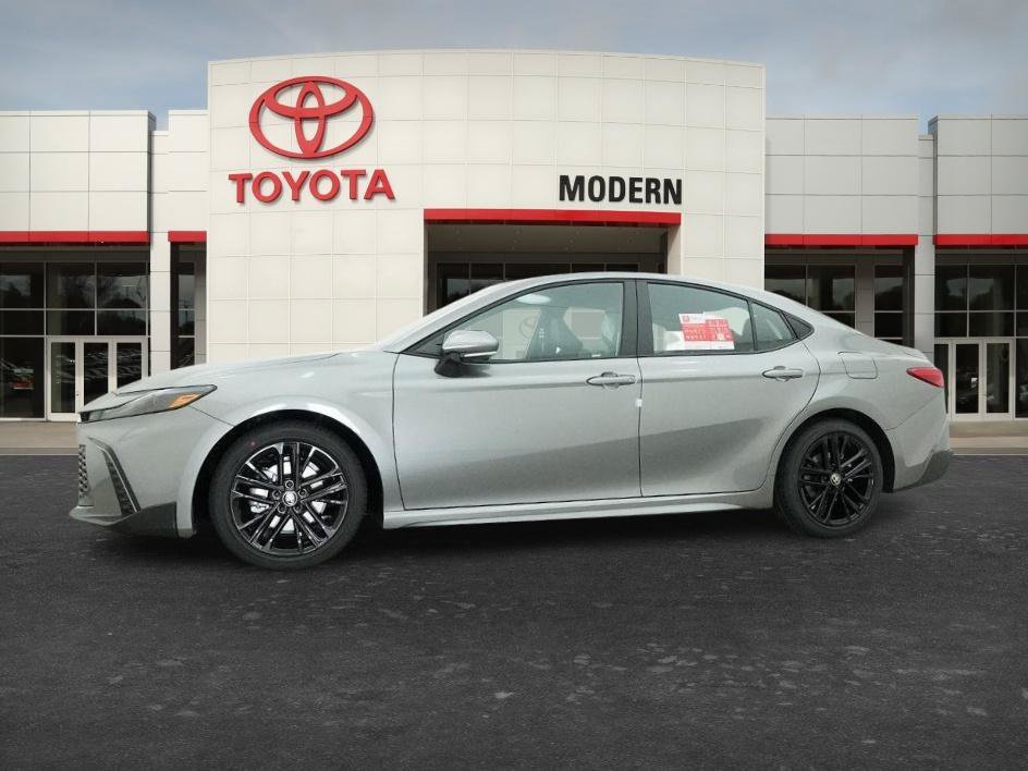New 2026 Heavy Metallic Toyota SE image 4