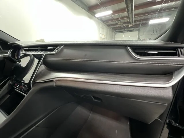 Used 2024 Black Jeep 4xe image 31