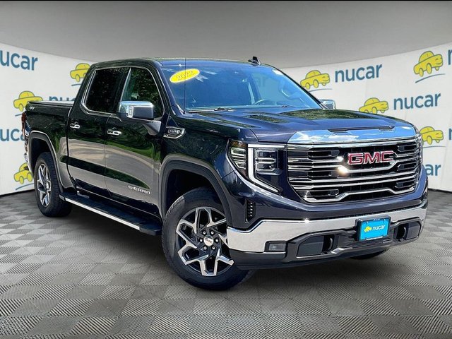 Pre-Owned 2022 GMC Sierra 1500 SLT