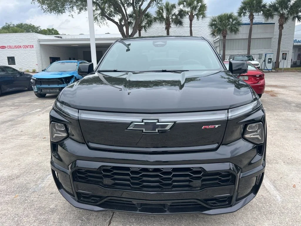 Used 2025 Chevrolet Silverado EV RST with VIN 1GC402EL7SU405185 for sale in Greater Northdale, FL