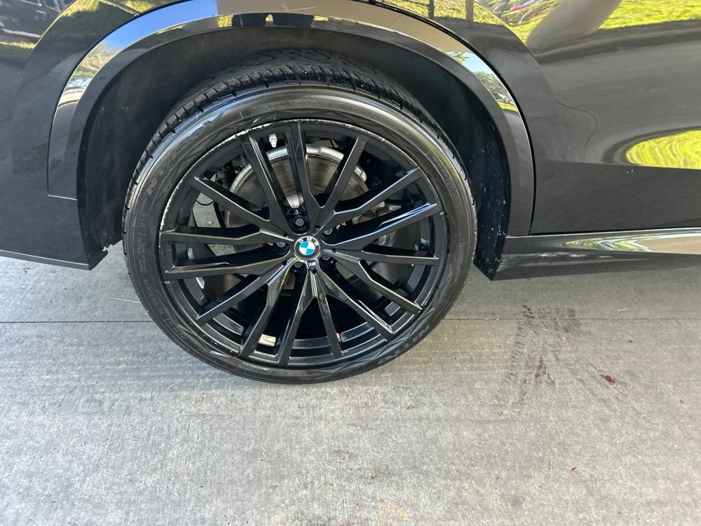 Used 2020 Black BMW sDrive40i image 20