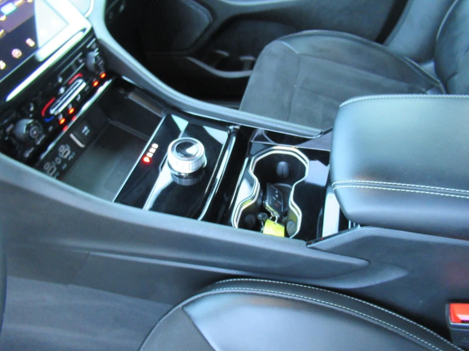 Used 2023 Black Jeep Altitude X image 18