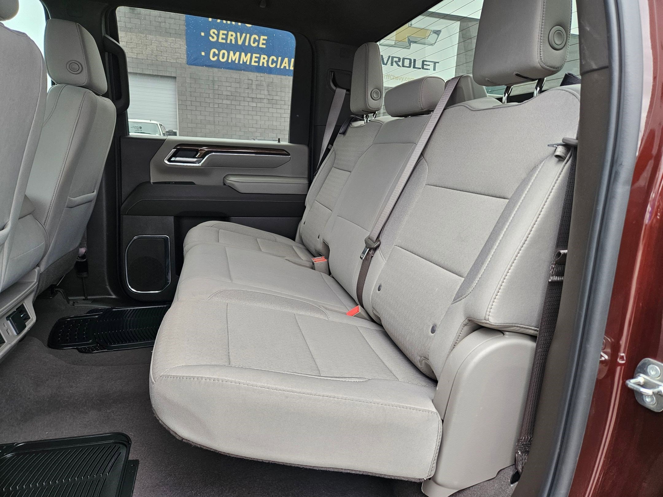 Used 2024 Auburn Metallic Chevrolet LT image 27