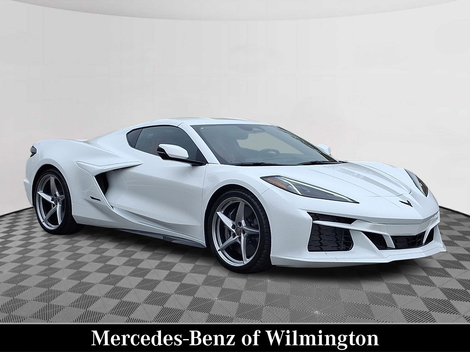 2025 Chevrolet Corvette E-Ray Coupe 1LZ's photo