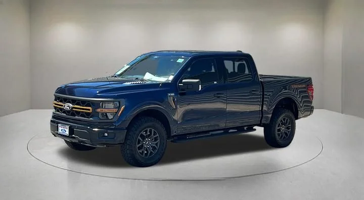 Used 2025 Blue Ford Tremor image 2