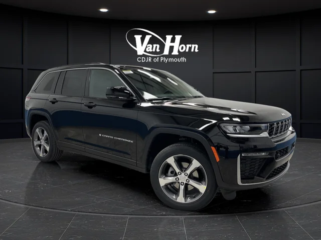 New 2026 Diamond Black Crystal Pearl-Coat Exterior Paint Jeep Limited image 1