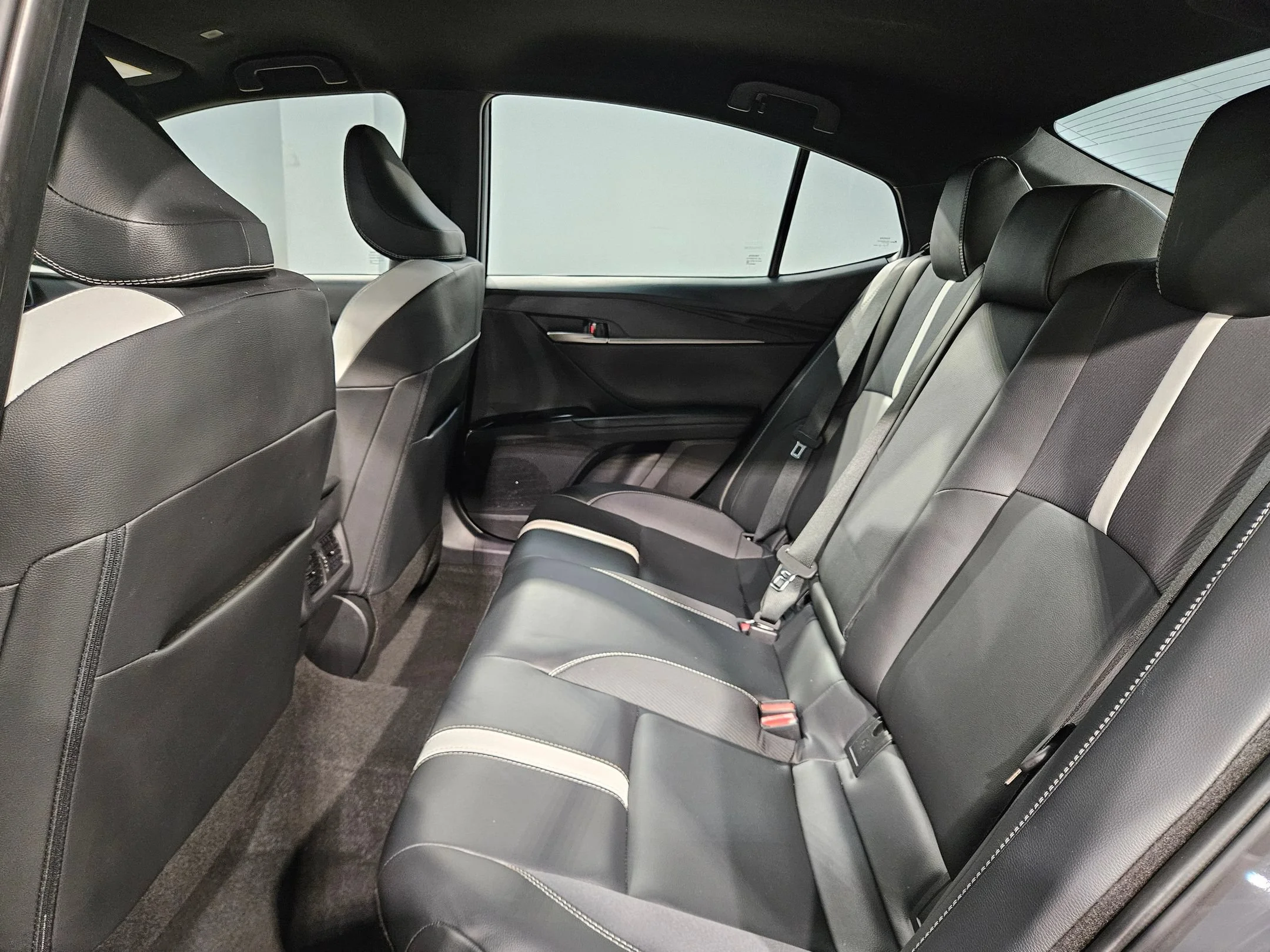 Used 2025 Underground Toyota SE image 36