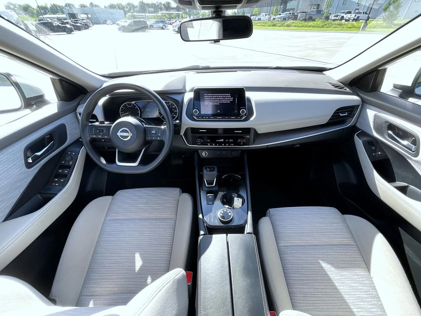 Used 2023 White Nissan SV image 15