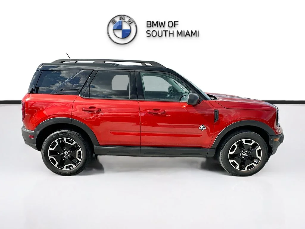 Used 2023 Red Ford Outer Banks image 8