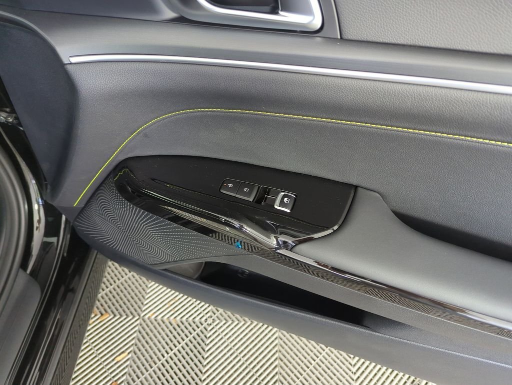 New 2026 Aurora Black Pearl Kia GT image 36