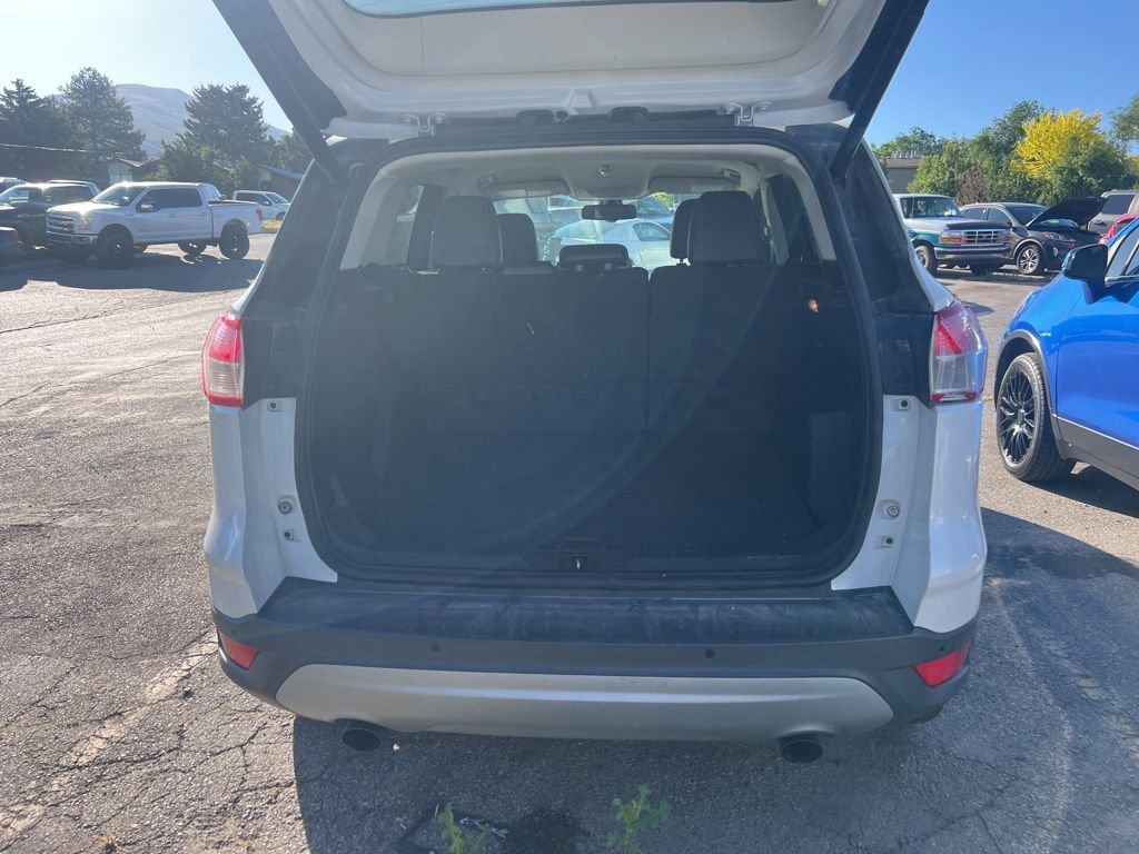 Used 2014  Ford Titanium image 17