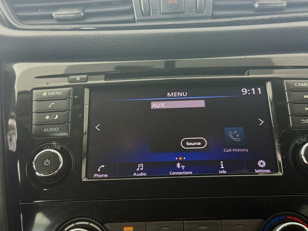 Used 2018 Magnetic Black Nissan S image 18