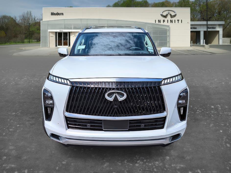 New 2026 Radiant White INFINITI LUXE image 2