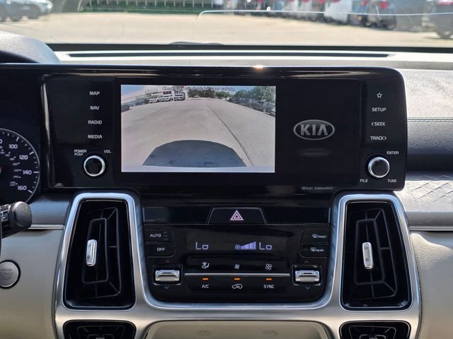 Used 2021 White Kia SX image 24