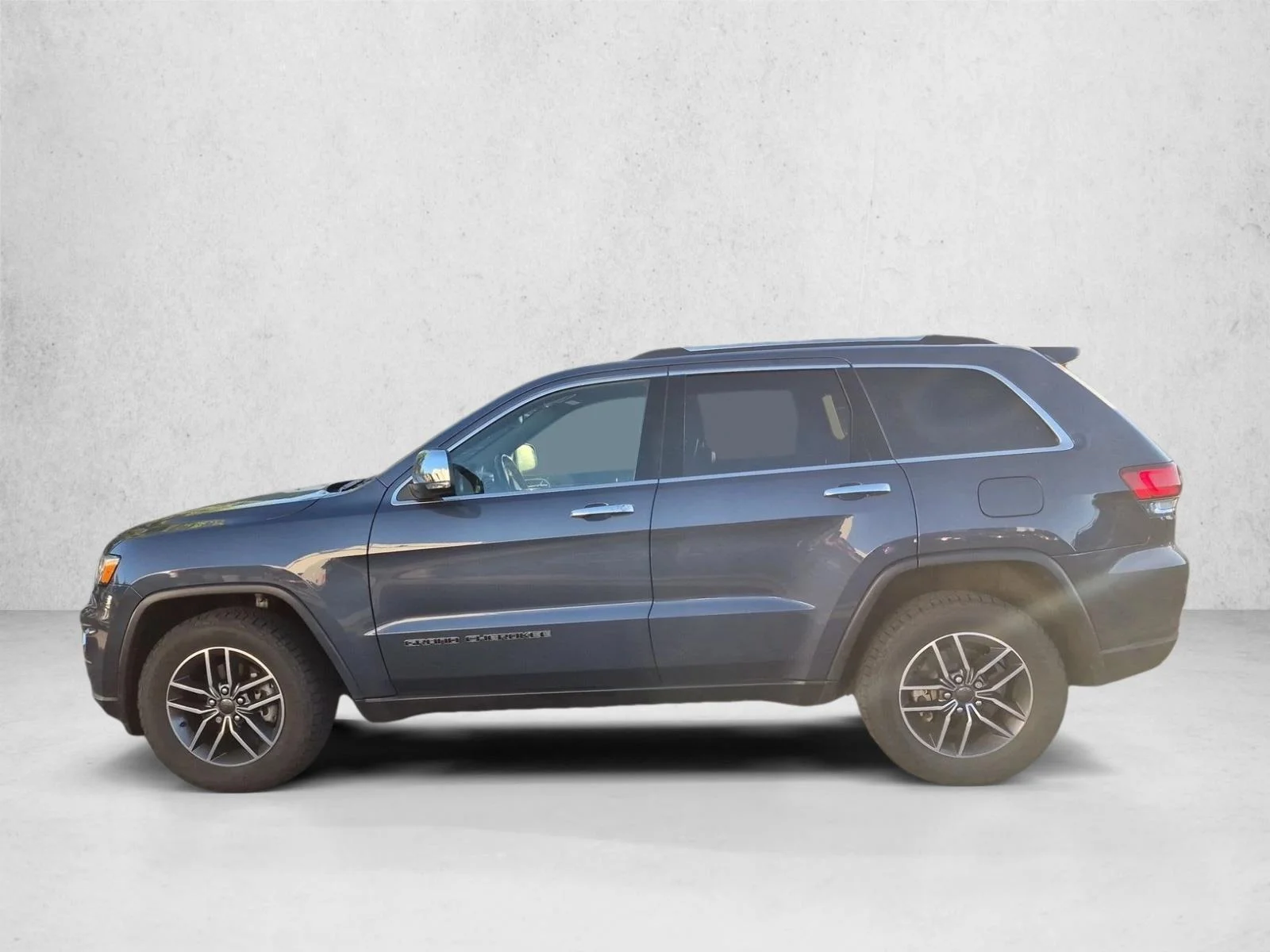 Used 2020 Slate Blue Pearlcoat Jeep Limited image 8