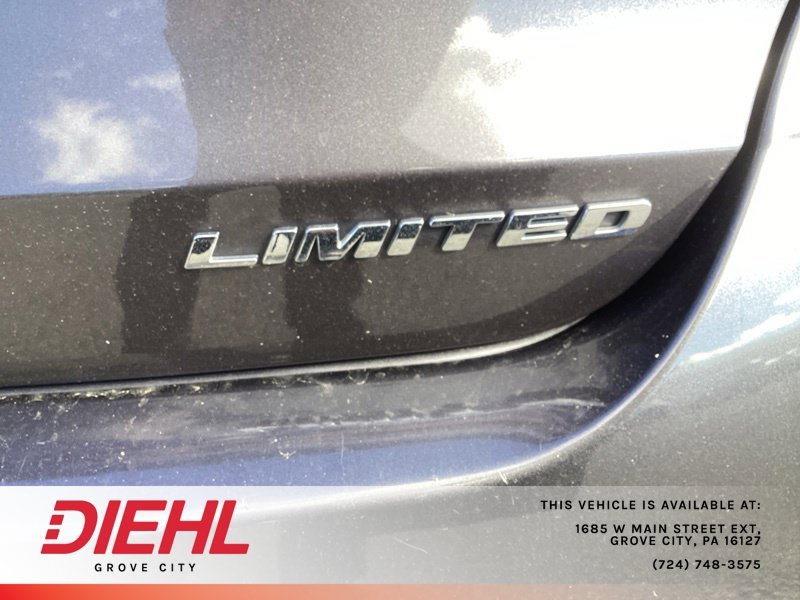 Used 2016 Gray Dodge Limited image 11