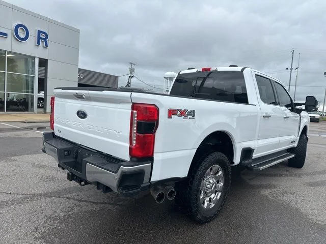 Used 2023 Oxford White Ford Lariat image 20