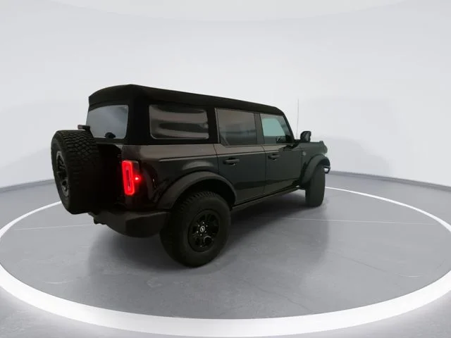 Used 2024 Black Ford Wildtrak image 6