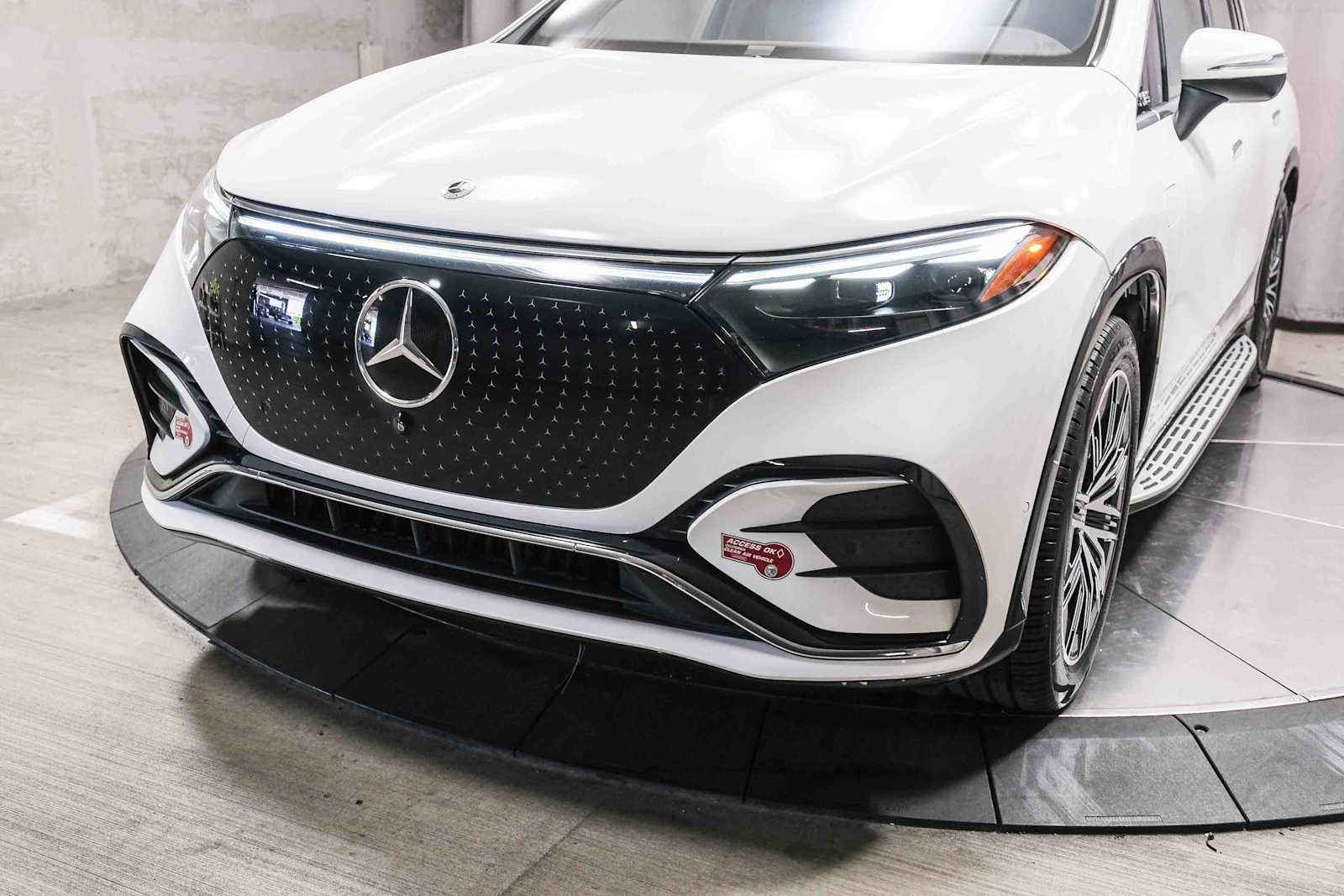 Certified Used 2023 Polar White Mercedes-Benz EQS 580 image 11
