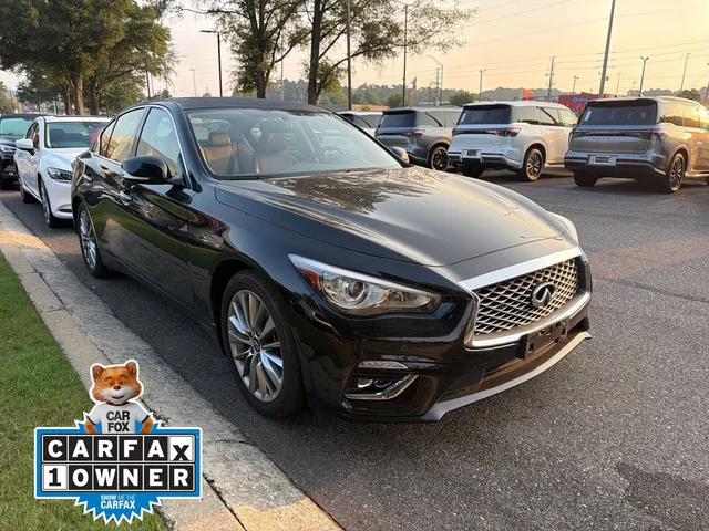 2023 INFINITI Q50 LUXE