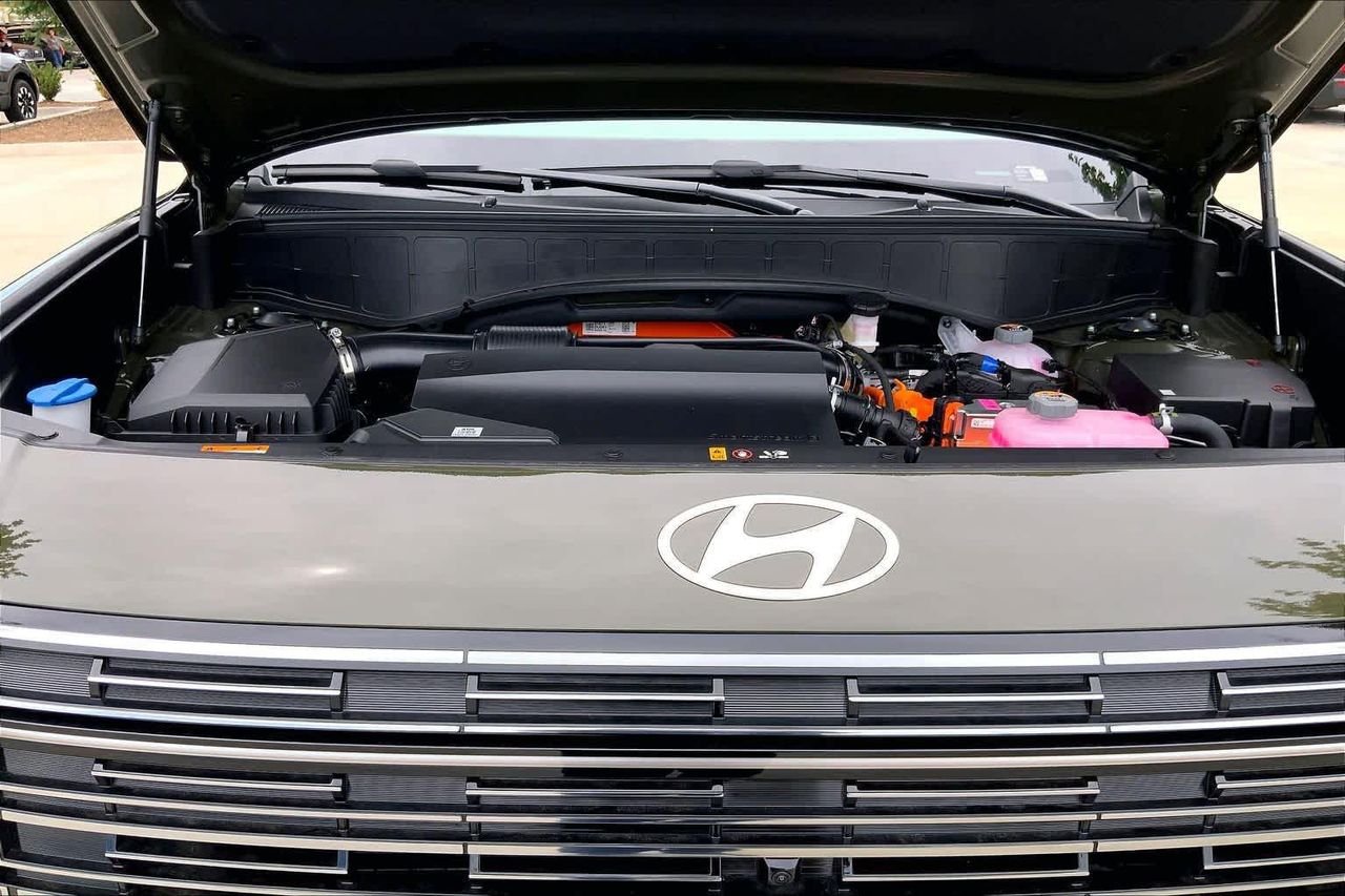 New 2026 Titan Charcoal Pearl Hyundai Limited image 16
