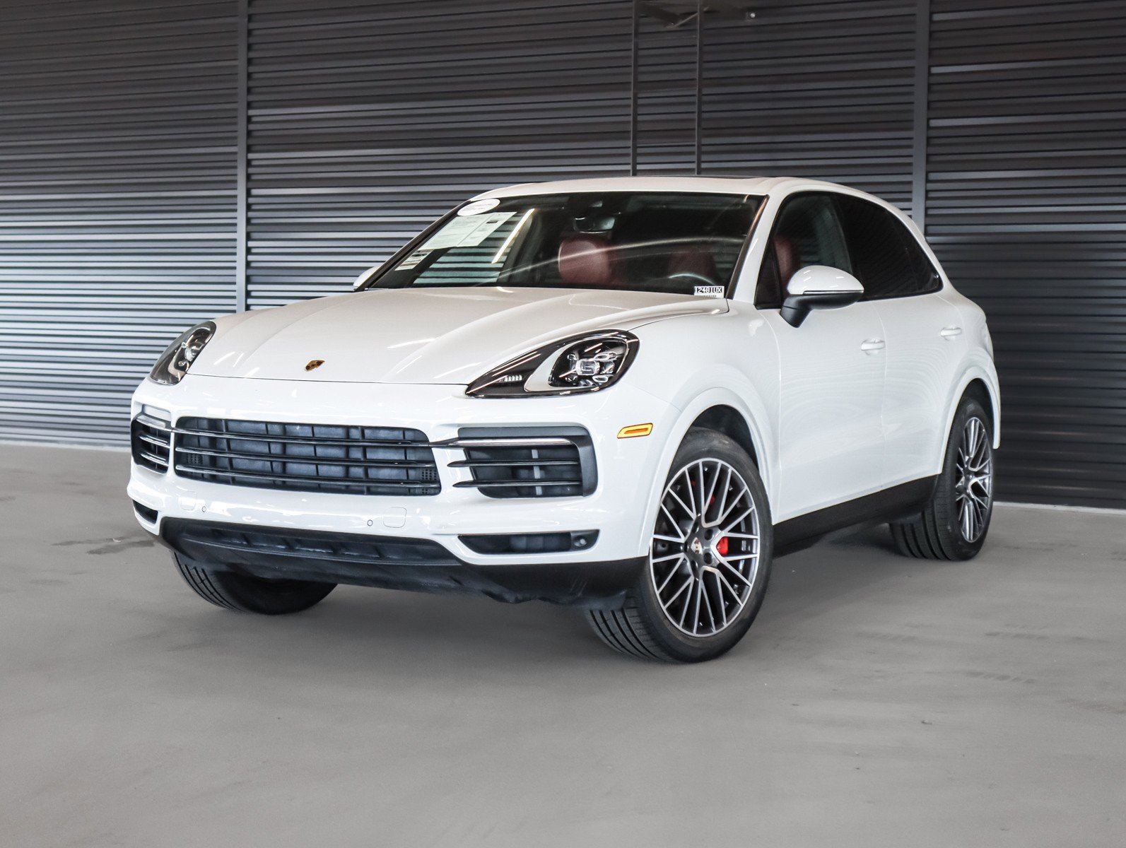 2022 Porsche Cayenne Base