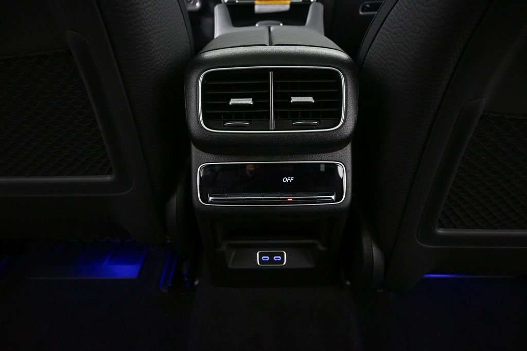 New 2026 Obsidian Black Metallic Mercedes-Benz GLE 450 image 18