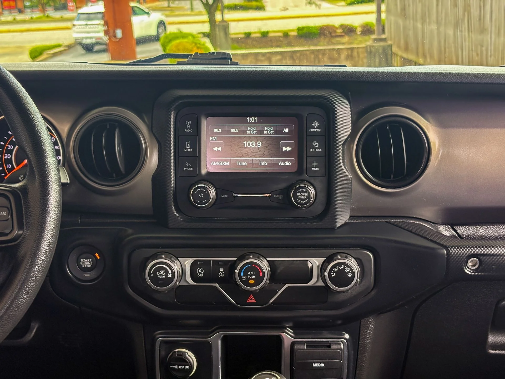Used 2019 Blue Jeep Unlimited Sport image 30
