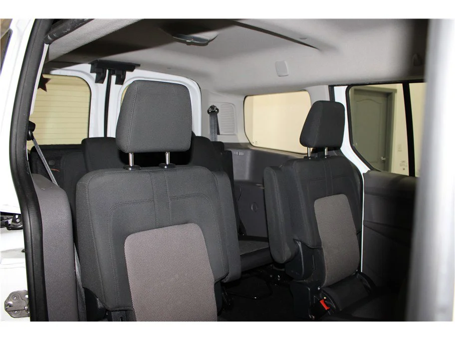 Used 2022 White Ford XL image 22