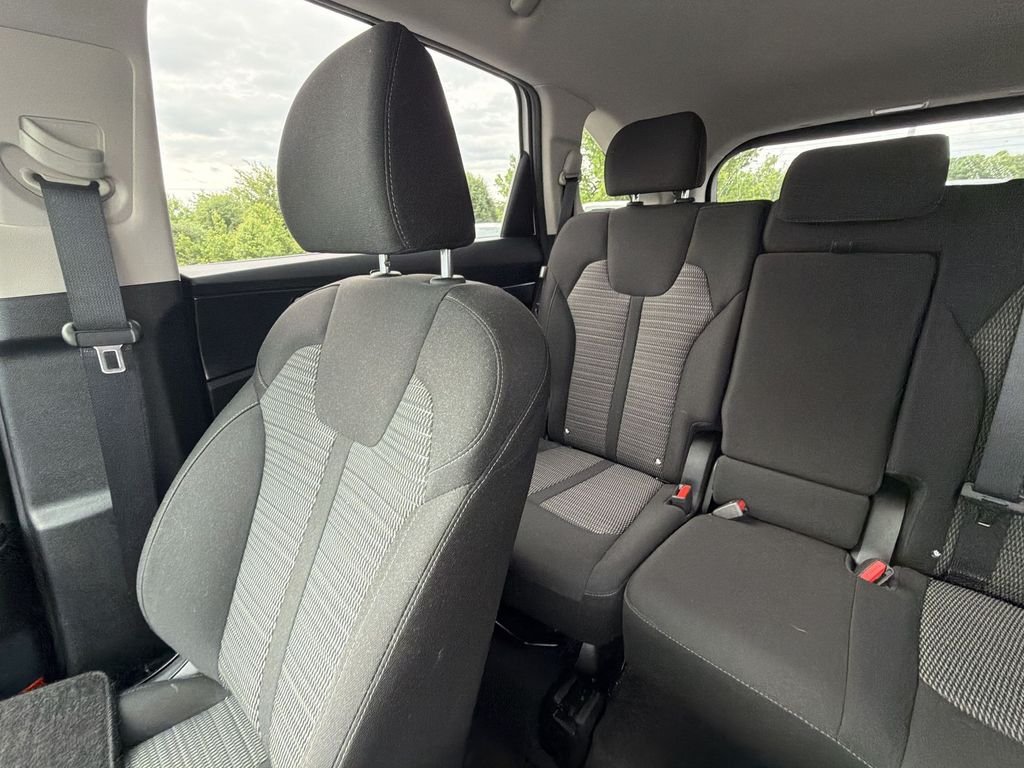 Used 2024 White Kia LX image 12