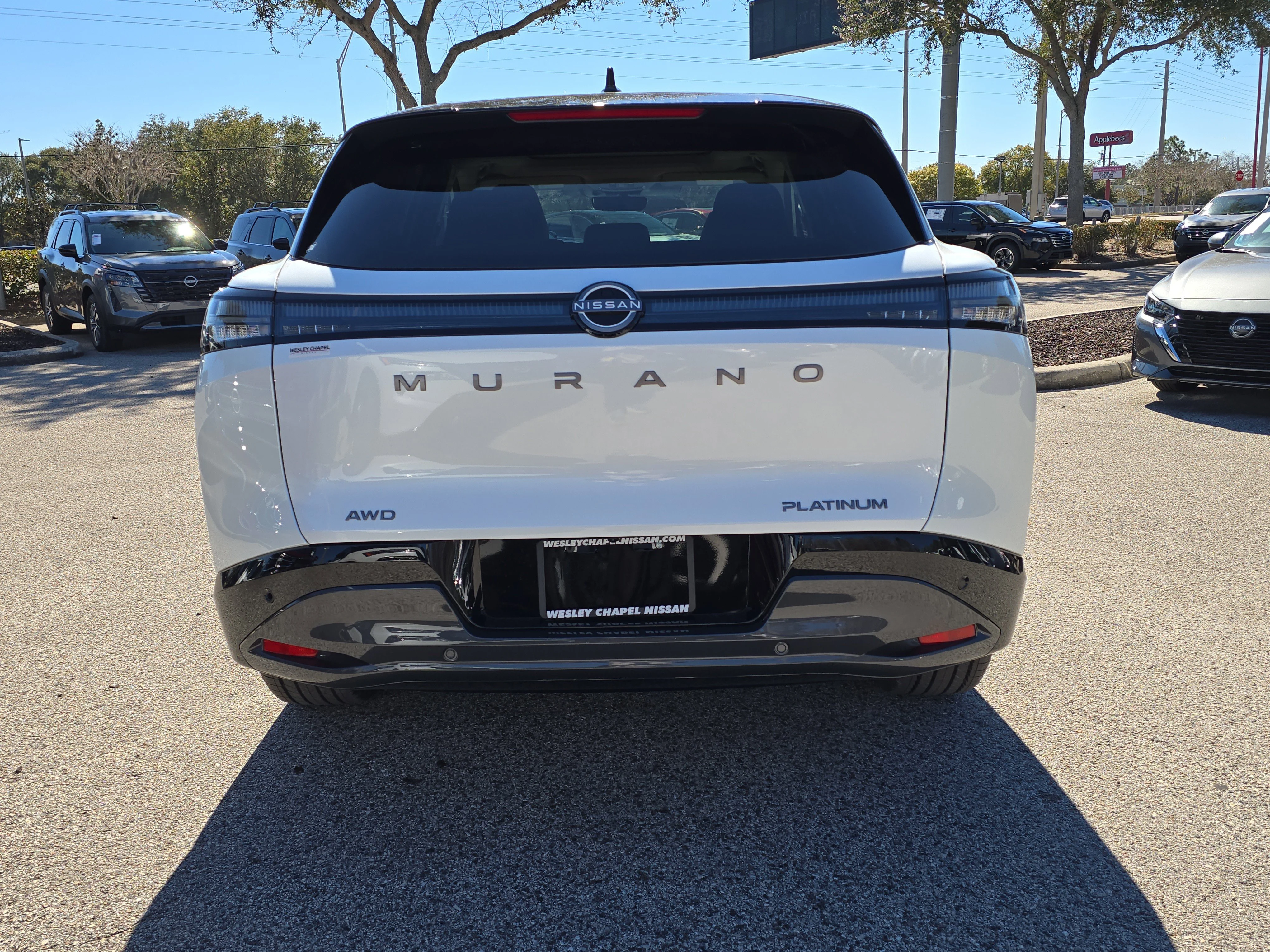 New 2026 Everest White Pearl TriCoat / Super Black Two-tone Nissan Platinum image 7