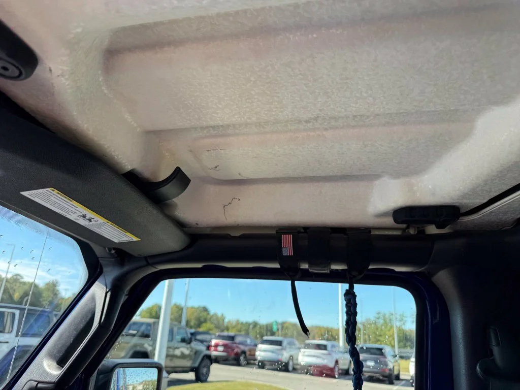 Used 2019 Blue Jeep Unlimited Sport S image 14