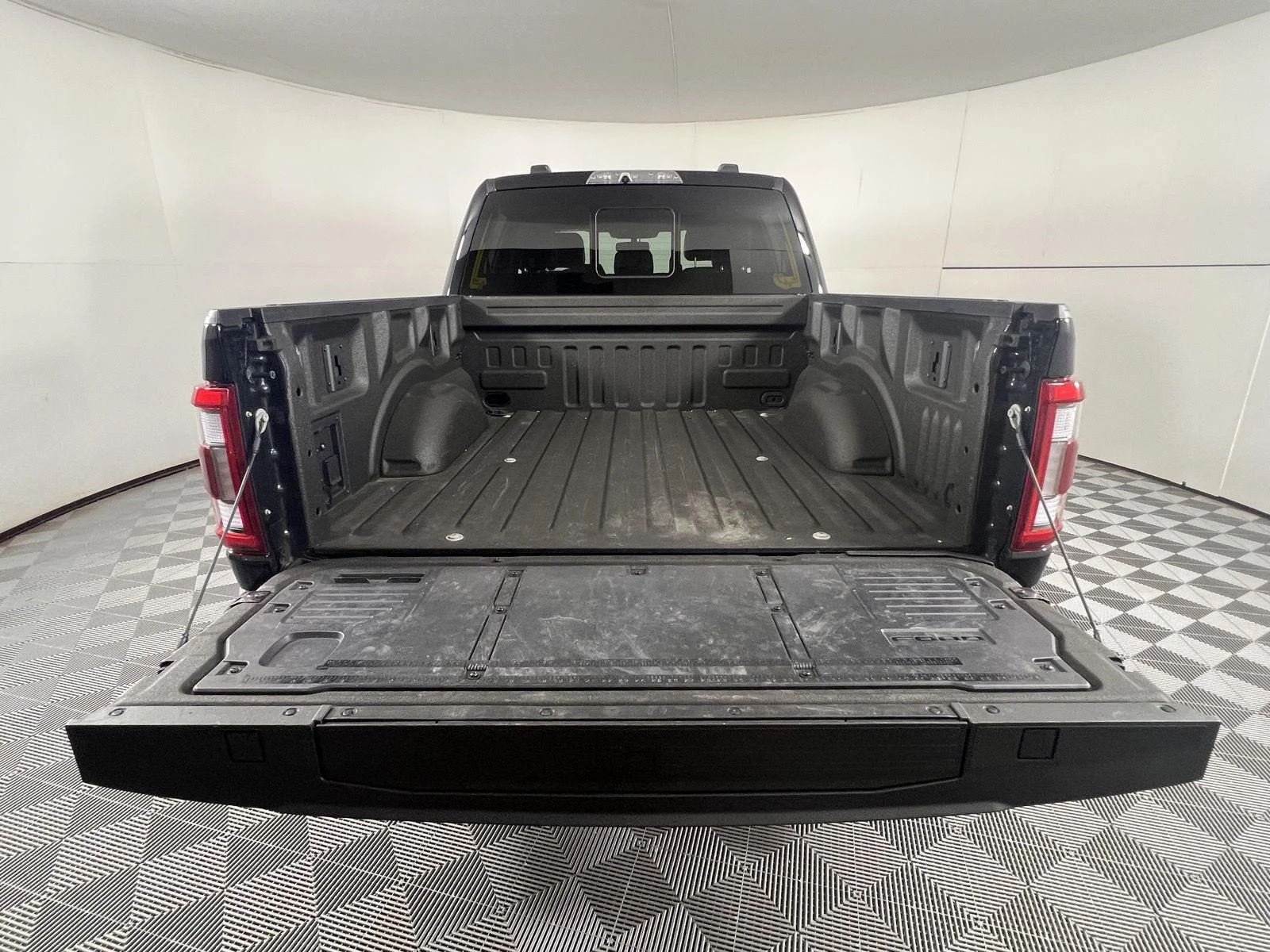 Used 2023 Agate Black Ford Raptor image 23