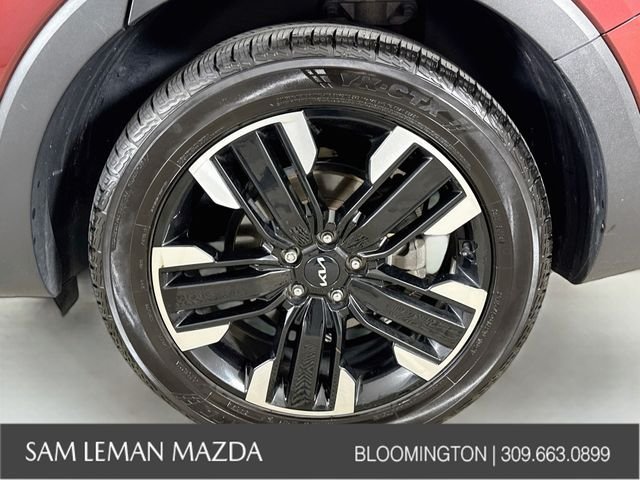 Used 2023 Red Kia SX image 34