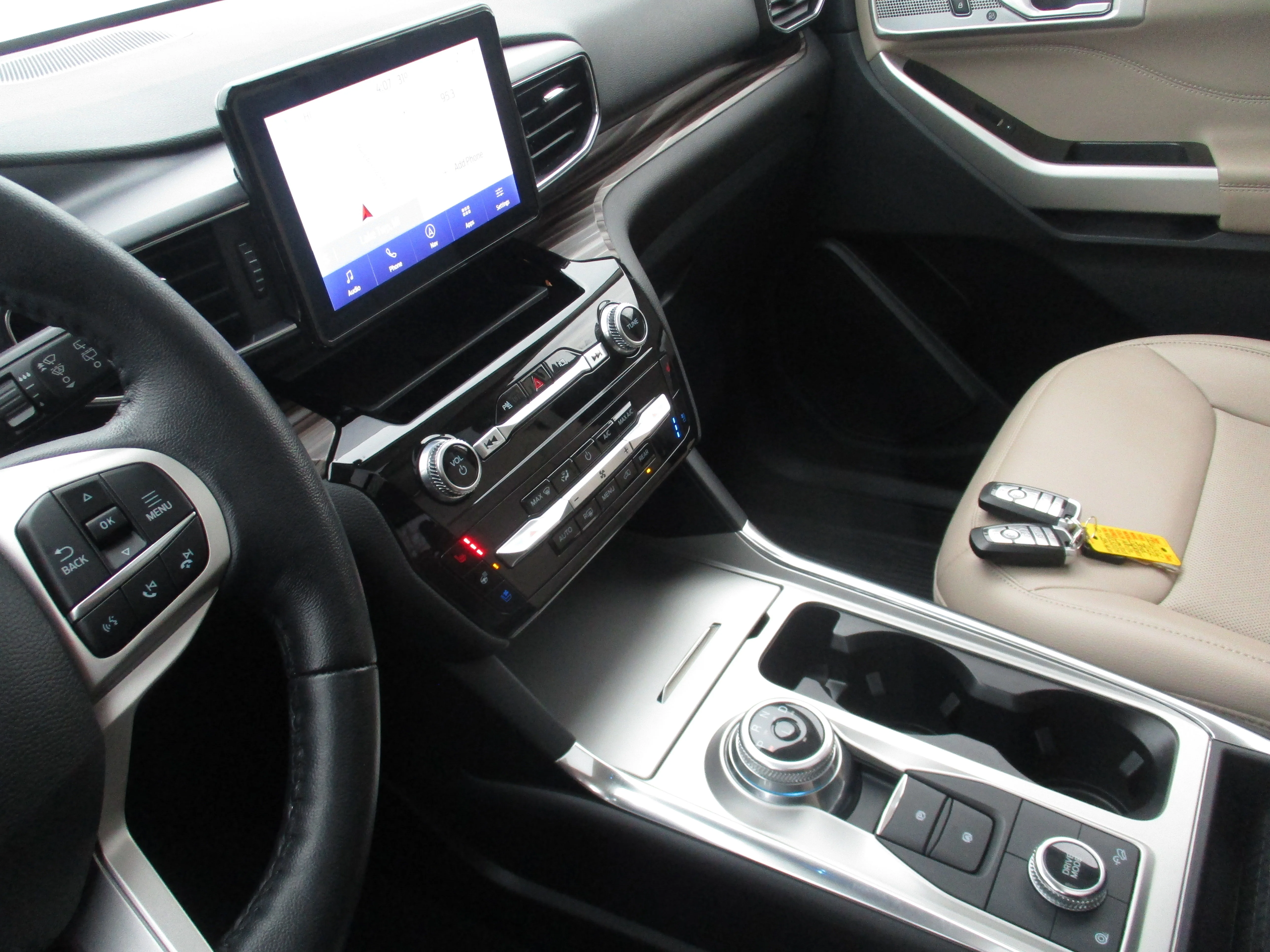 Used 2022 Star White Metallic Tri-Coat Ford Limited image 60
