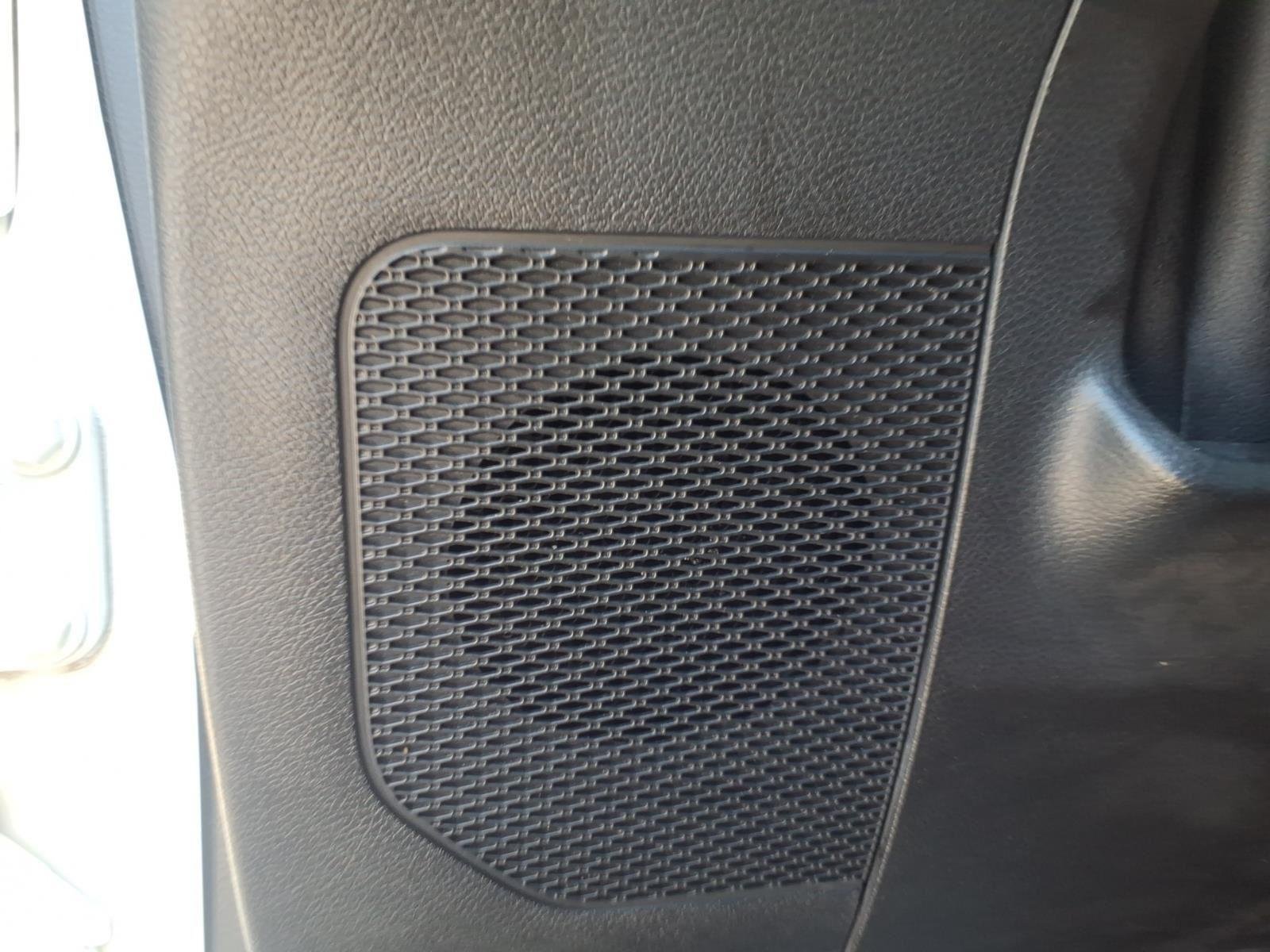 Used 2021 Bright White Clearcoat Jeep Mojave image 6
