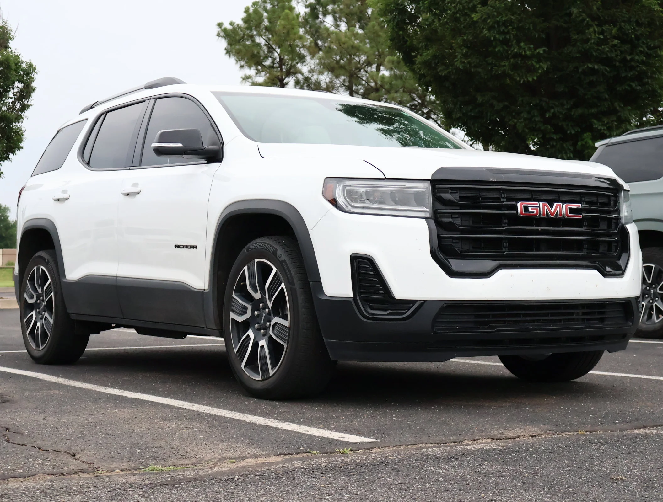 2021 GMC Acadia SLE FWD's photo