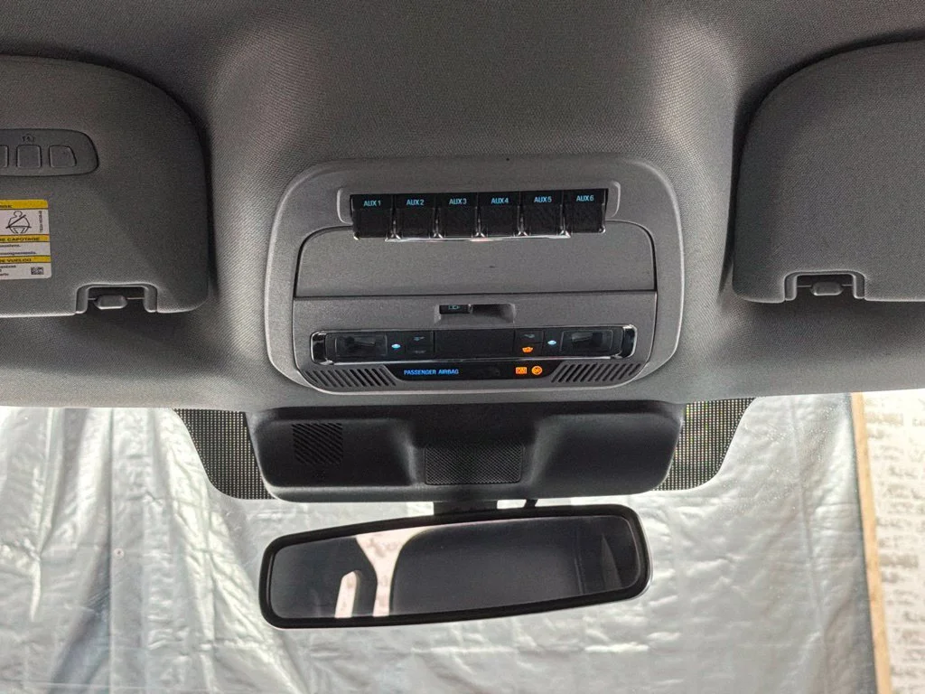 Used 2024 Oxford White Ford Lariat image 17