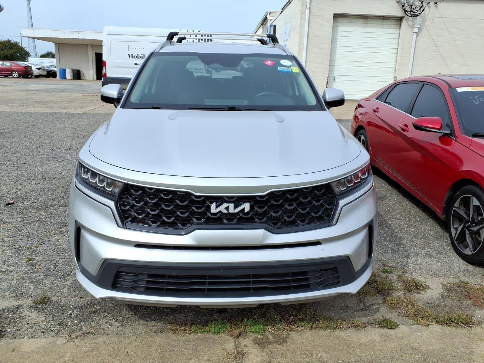 Used 2022 Silky Silver Kia S image 2