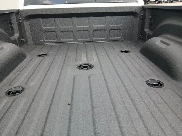 New 2026 Bright White Clear-Coat Exterior Paint RAM Laramie image 6