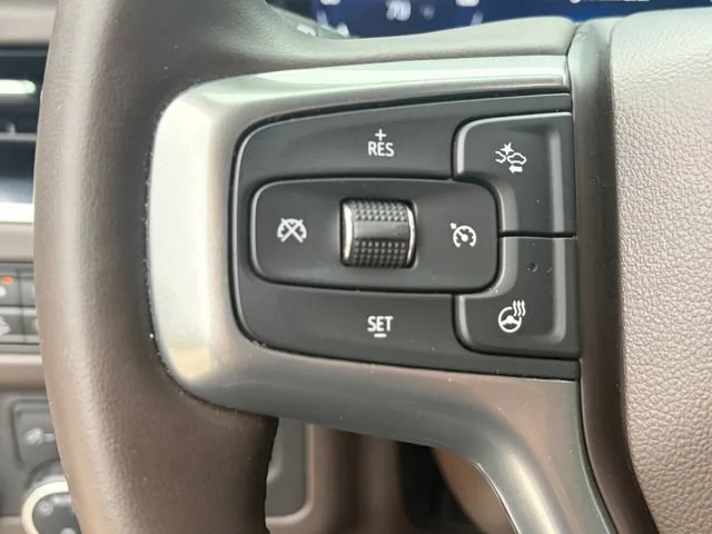 Used 2024 Black Chevrolet Z71 image 6