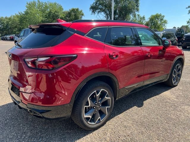 Used 2019 Red Chevrolet RS image 8