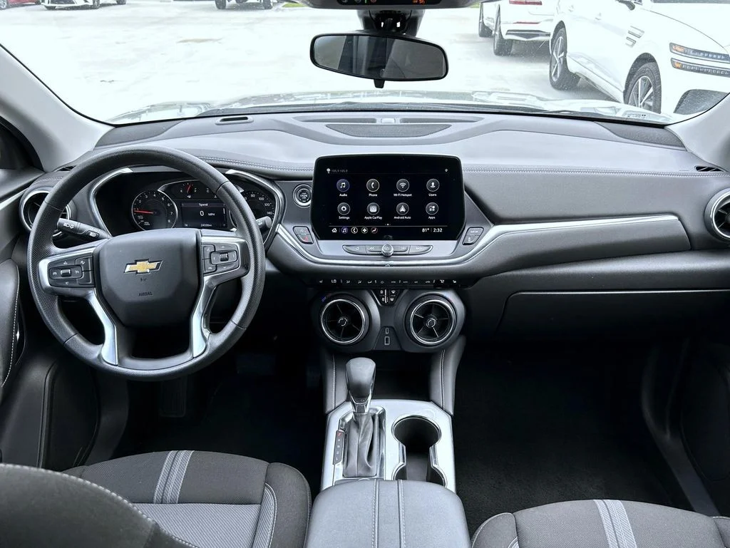 2025 Chevrolet Blazer 2LT - Photo 13