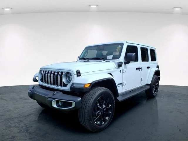 Used 2025 White Jeep Sahara 4xe image 2