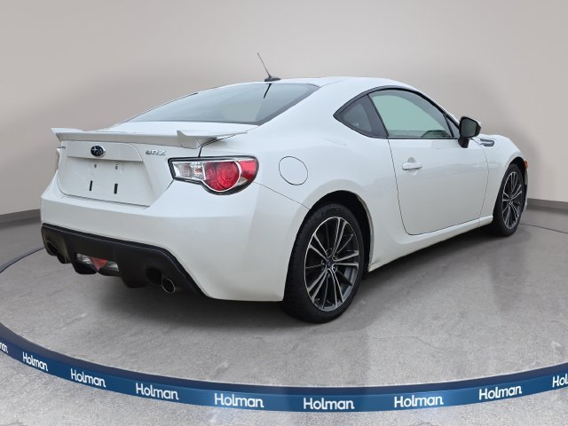 Used 2013 White Subaru Limited image 6
