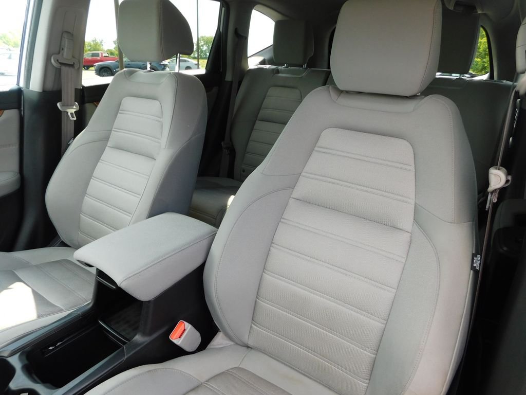 Used 2022 Silver Honda EX image 16